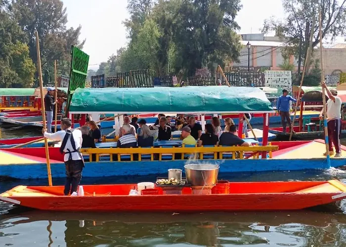 Botel Trajinerasnativitasadventuretours Mexico City
